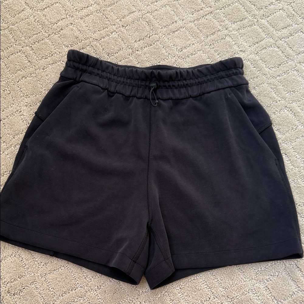 Lululemon Athletica Softstreme High-Rise Short - 4”